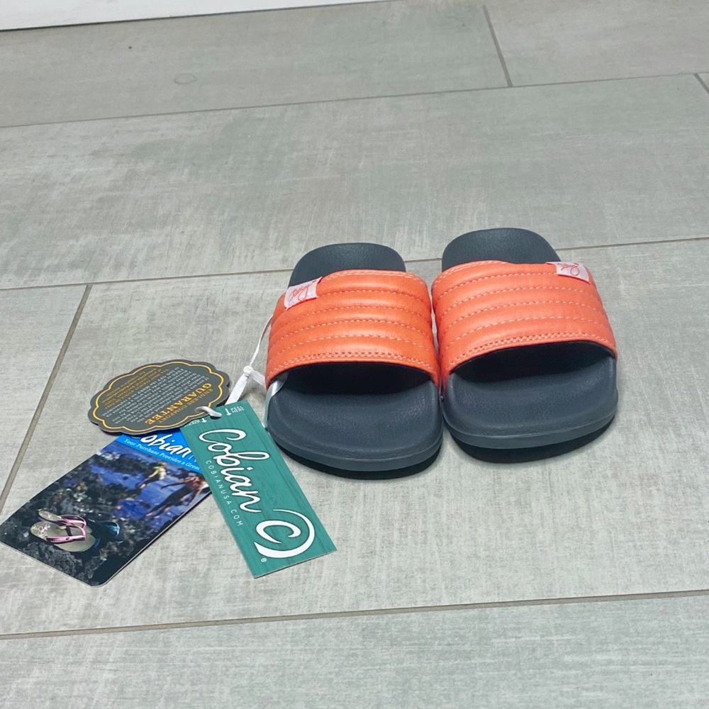 Girls Slides Size: US 13